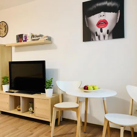 Apartment Studio Dristor Metro-station *